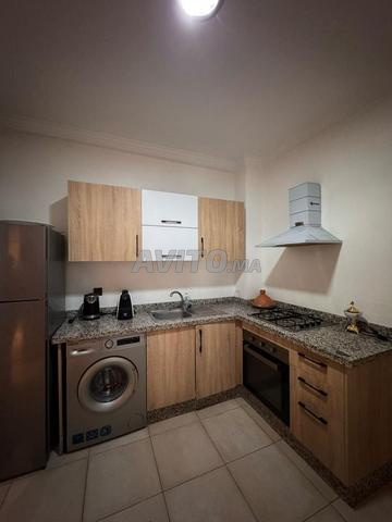 appartement propre acote la gar  - 2