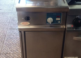 friteuse sur placard au choix 