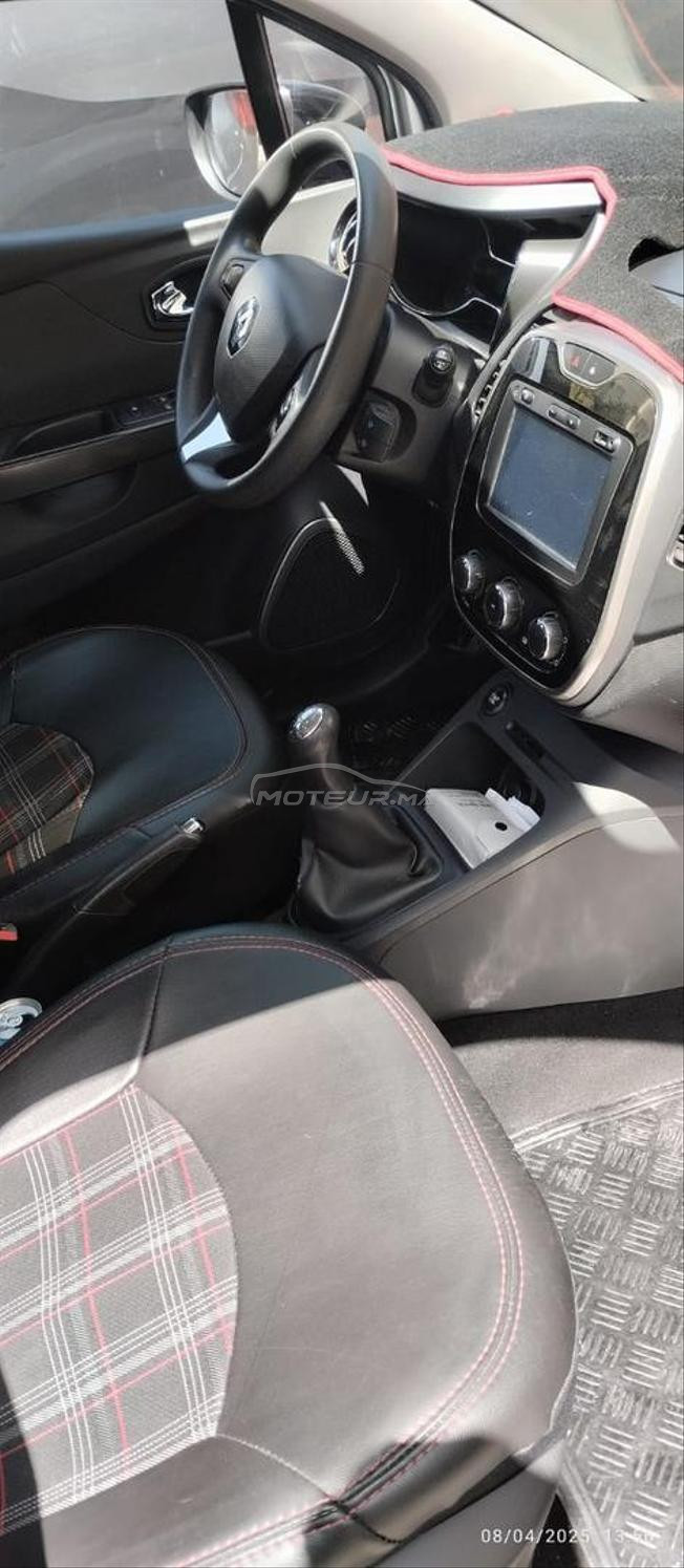 Renault Captur Diesel Manuelle 2016 à Fès