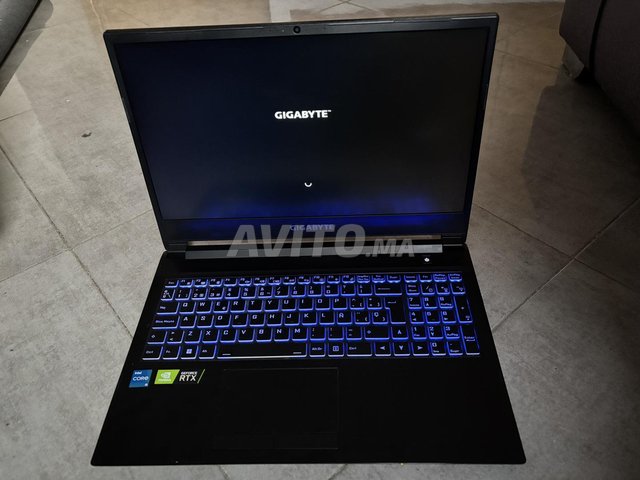 جهاز كمبيوتر للألعاب Gigabyte G5 KD (مطور)