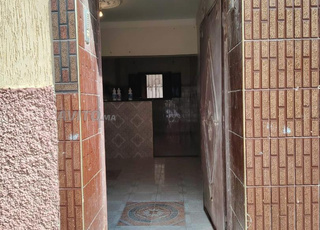 منزل 100m².  عدد الطوابق2 مع سطح