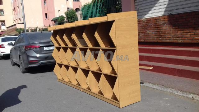 Presentoire en bois M.Y - 2