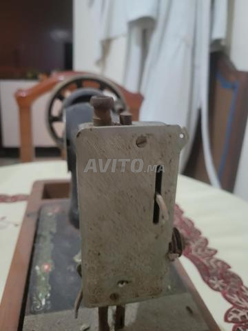 آلة الخياطة عثيقة سنجر  - 2