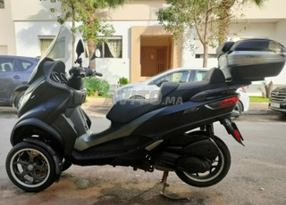 PIAGGIO MP3 2017 (300cc) (PERMIS DE VOITURE )