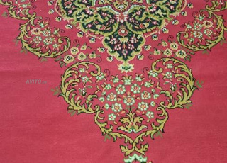 زربية بحالة جيدة