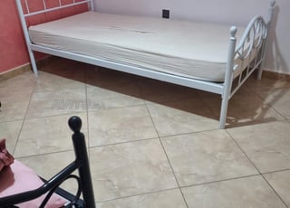 lit 1 personne neuf 600dm