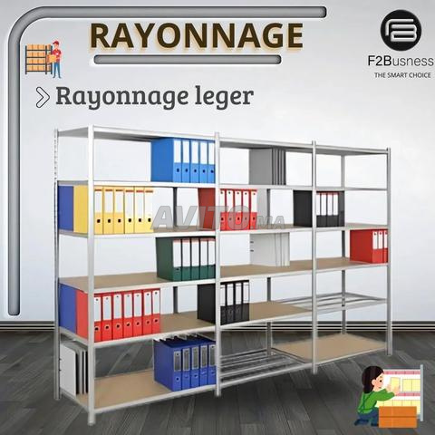 Etagere de rangement en metal