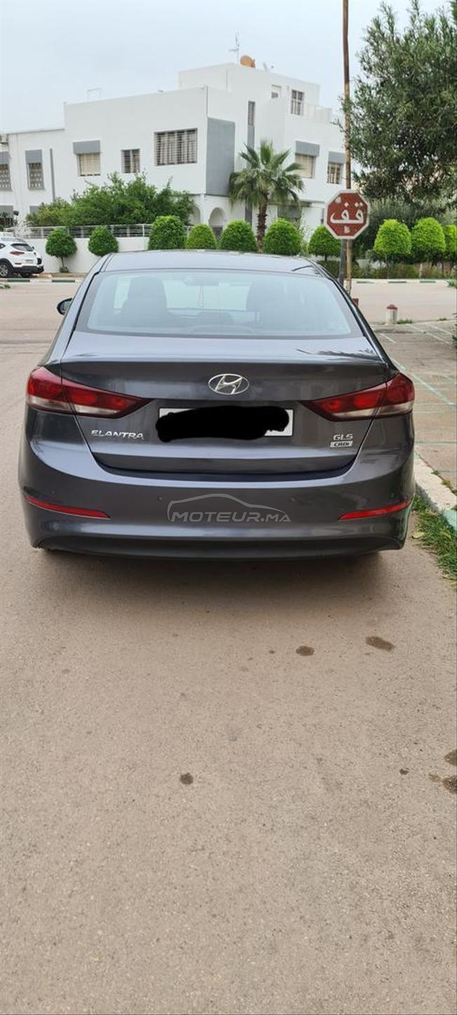 Hyundai Elantra Diesel Manuelle 2020 à Fès