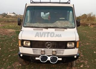 Mercedes-Benz 207D Diesel Manuelle 1980 à Safi