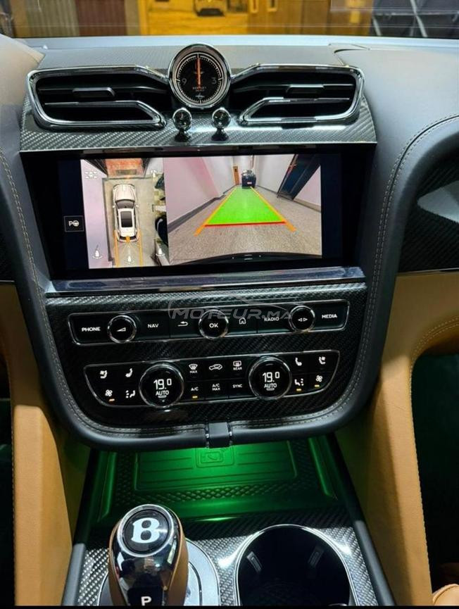 Bentley Bentayga hybride Pack Azuri