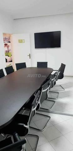 📢 ✨ Table de réunion en bois haut de gamme