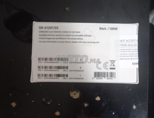 Portable samsung A12 NEUF à vendre