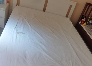 Lit et 2boîtes de rangements