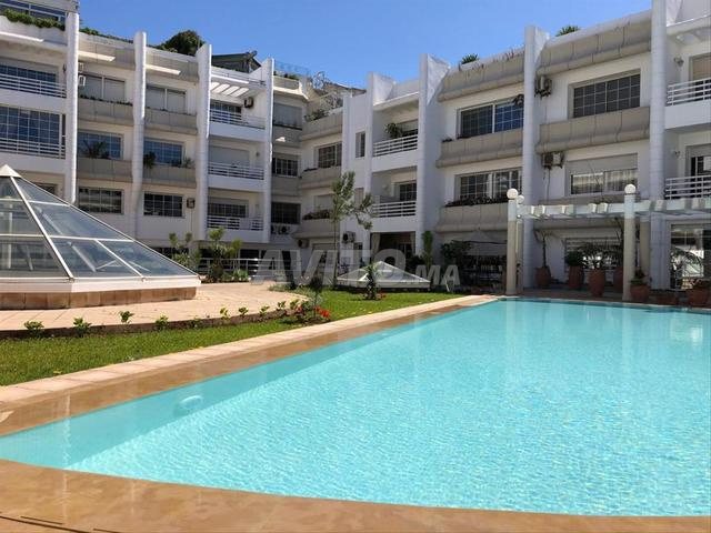 شقة للبيع عين دياب 272م