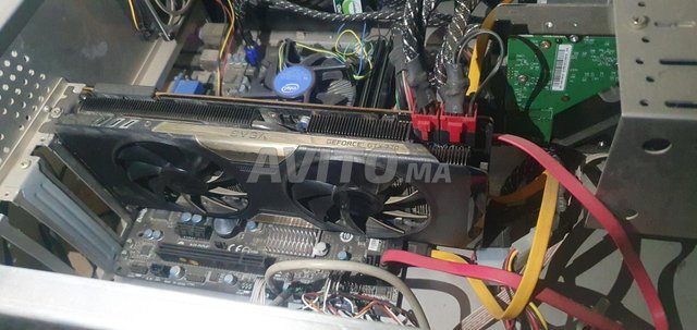 NVIDIA GeForce GTX 770  2 Go GDDR5 Excellent état