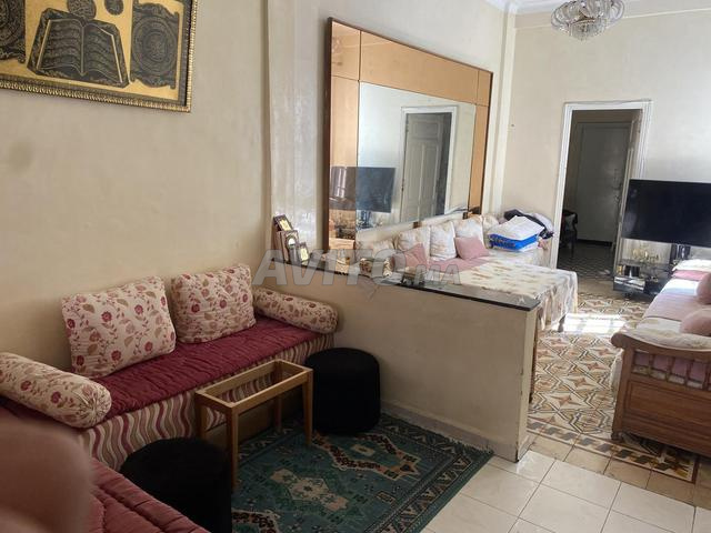 شقة للبيع 100 متر مربع في الدار البيضاء