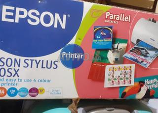 مطبعة بالألوان  epson 