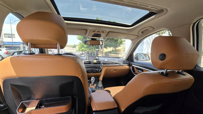BMW Série 3 Luxury - Première Main 