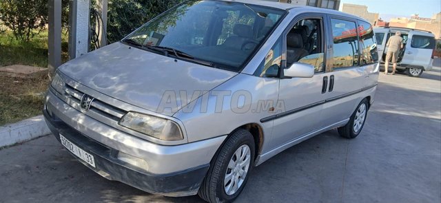 بيجو 806    7 بلايص ديوانة