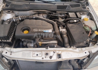 Opel Astra Diesel Manuelle 2005 à Marrakech