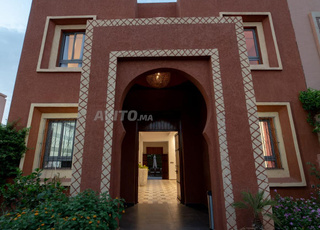 Villa de haut standing à vendre à Targa Meublé