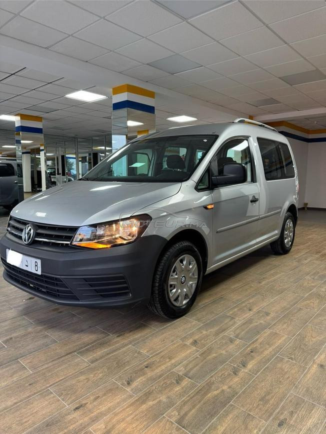 Volkswagen Caddy Diesel Manuelle 2020 à Tanger