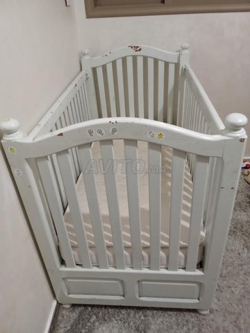 Lit et matelas bébé 