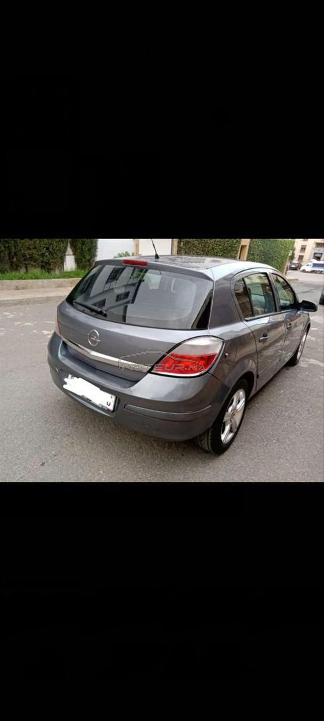 Opel Astra essence 