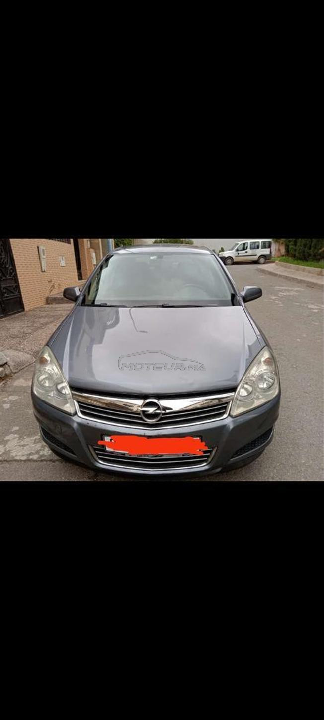 Opel Astra essence 