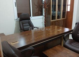 Bureau complet avec pack de chaises