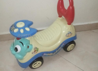 سياره للاطفال