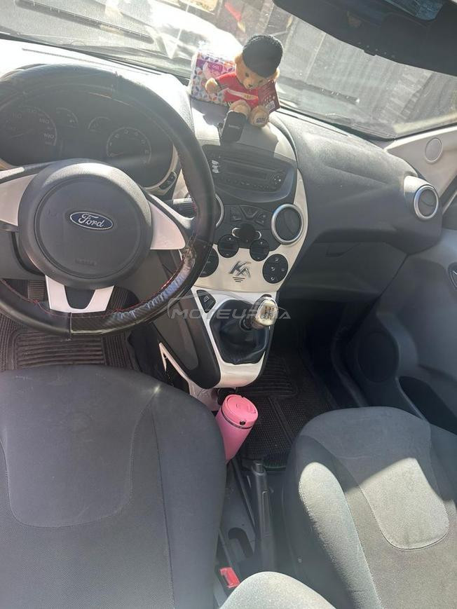 voiture ford ka