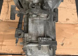 une boîte à vitesse pour iveco 
