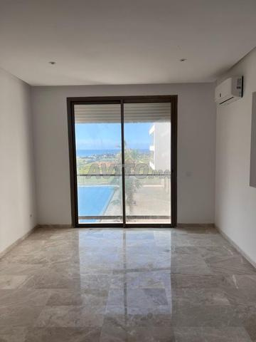 Appartement à louer 87 m² à Casablanca