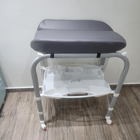 2 en 1 Table à langer avec baignoire 