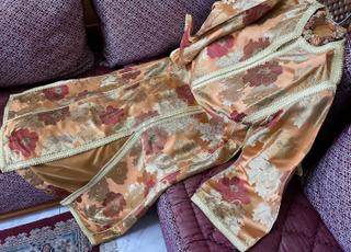Vente d un caftan en brocart