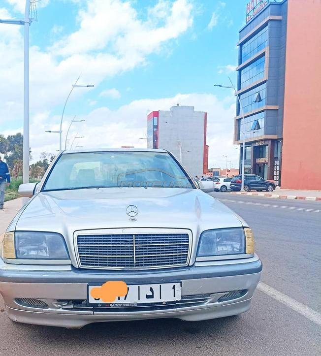 mercedes Benz 260