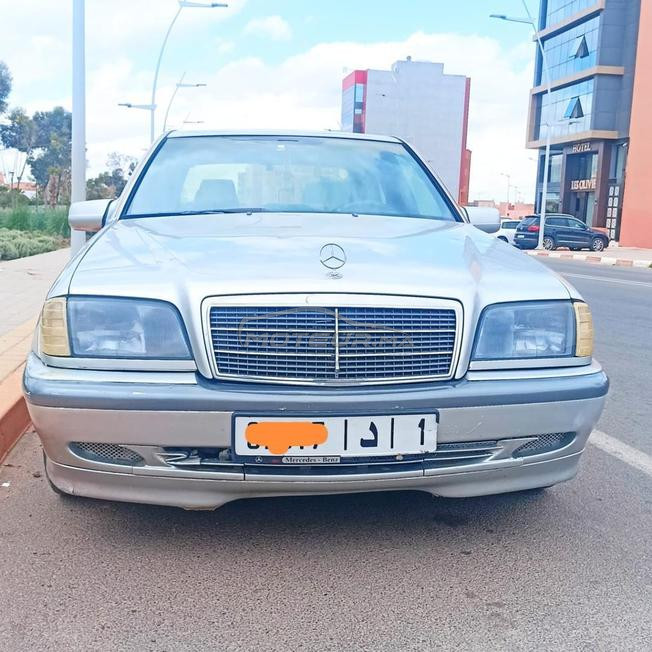 mercedes Benz 260