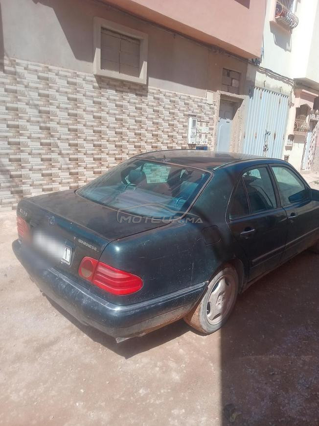 Mercedes-Benz E250 