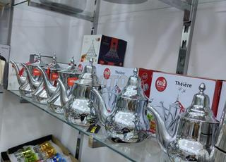 زجاج للمحلات كامل بلحمالات