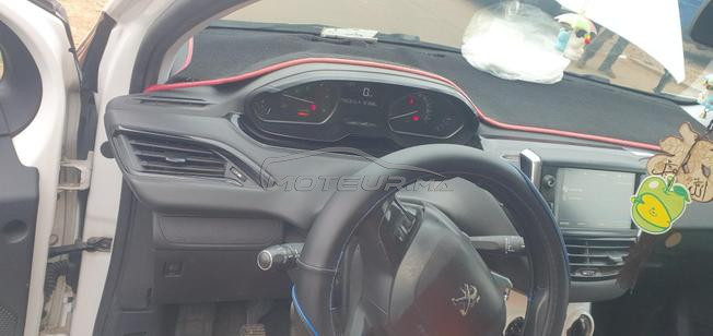 vente Peugeot 208 tres bon etat