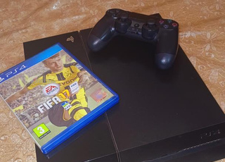 Ps4 fat online V12 500G   fifa17  gta5