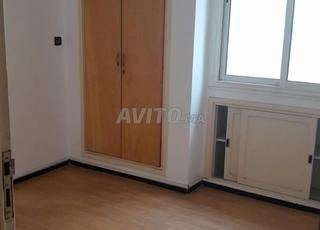 Bureau TrèsPropre/Hôtel Movenpick/Tram Hassan2/60m