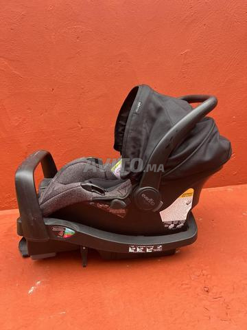 maxi-cosi avec base voiture