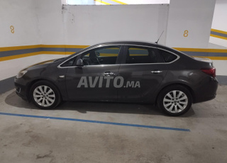 Opel Astra 2013