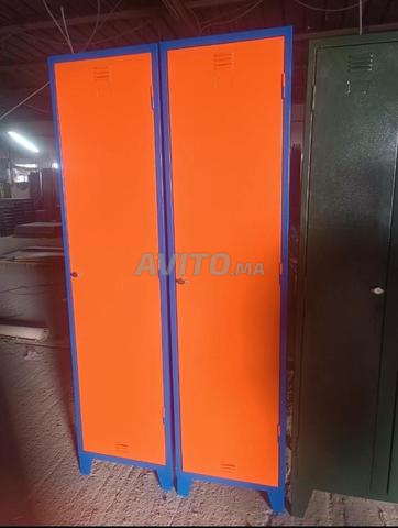 Meuble vestiaire métallique