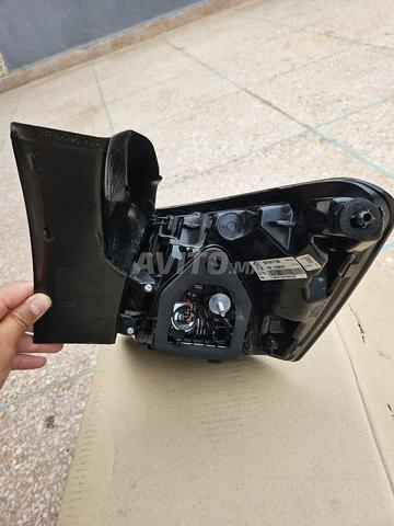 feu rouge Peugeot 3008 arrière gauche  - 2