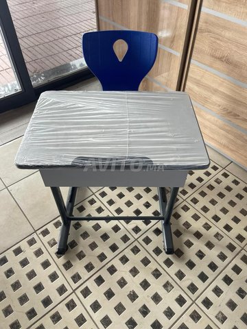 Table scolaire individuelle