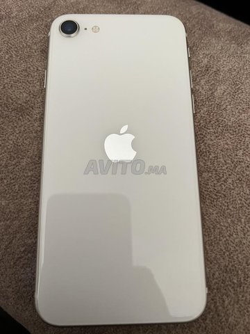 iPhone SE 2022