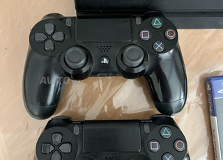 Ps4 Pro très bon état et complet (kolchi original)